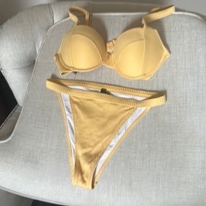 Pink by Victoria’s Secret bikini